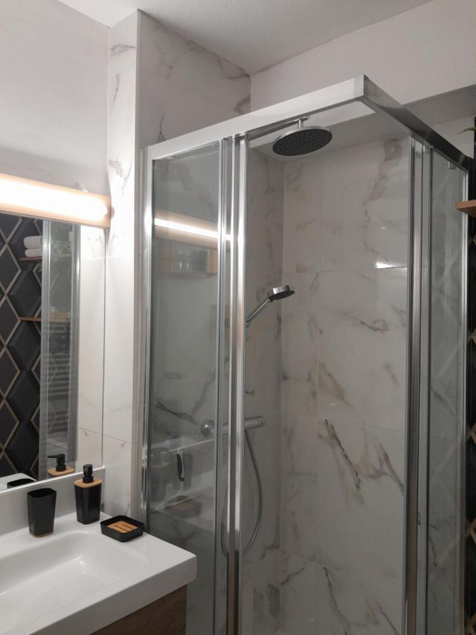 Joli 2 Pieces Sur Le Port Avec Piscine, Terrasse, Parking Apartment กัปเบรอตง ภายนอก รูปภาพ