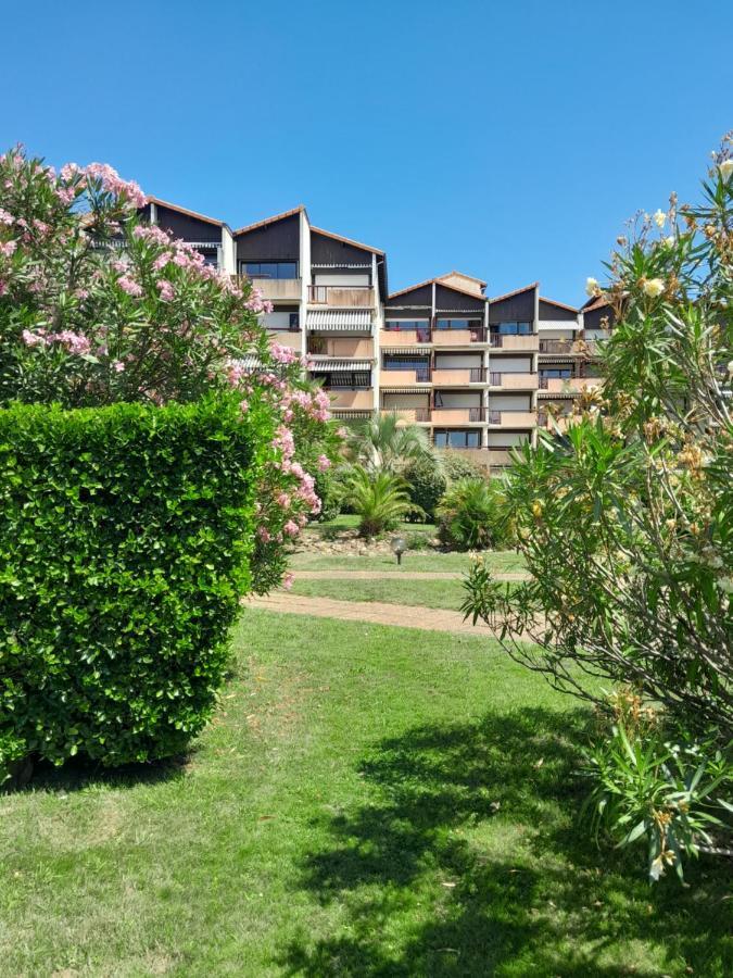 Joli 2 Pieces Sur Le Port Avec Piscine, Terrasse, Parking Apartment กัปเบรอตง ภายนอก รูปภาพ